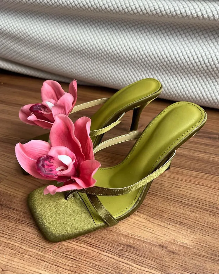 Alisia Leather Floral Sandals