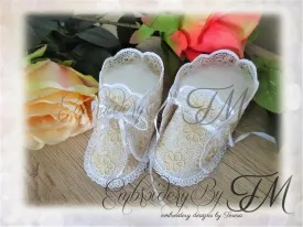 Baby booties - delicate lace No.47 / 4x4 hoop