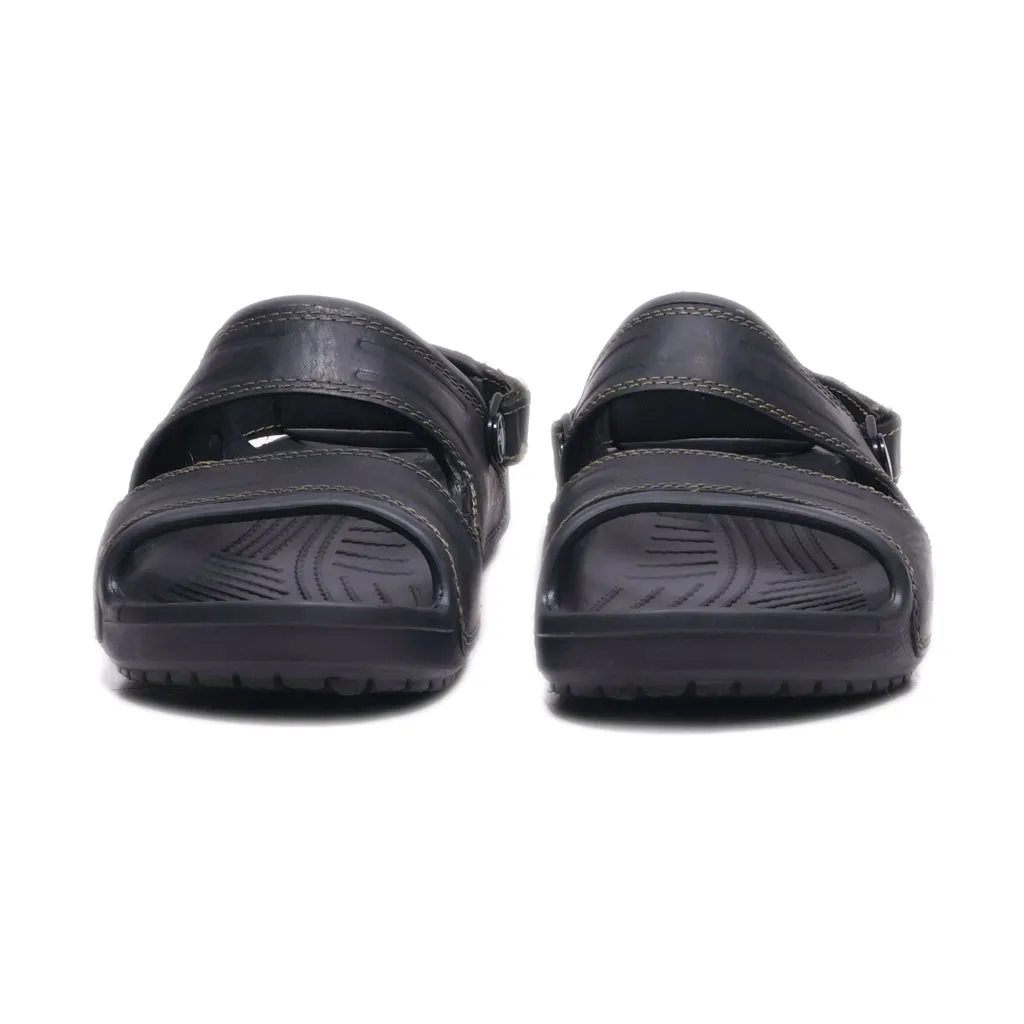 Crocs Yukon Two-Strap Casual Sandals Rubber Black Colour For Men