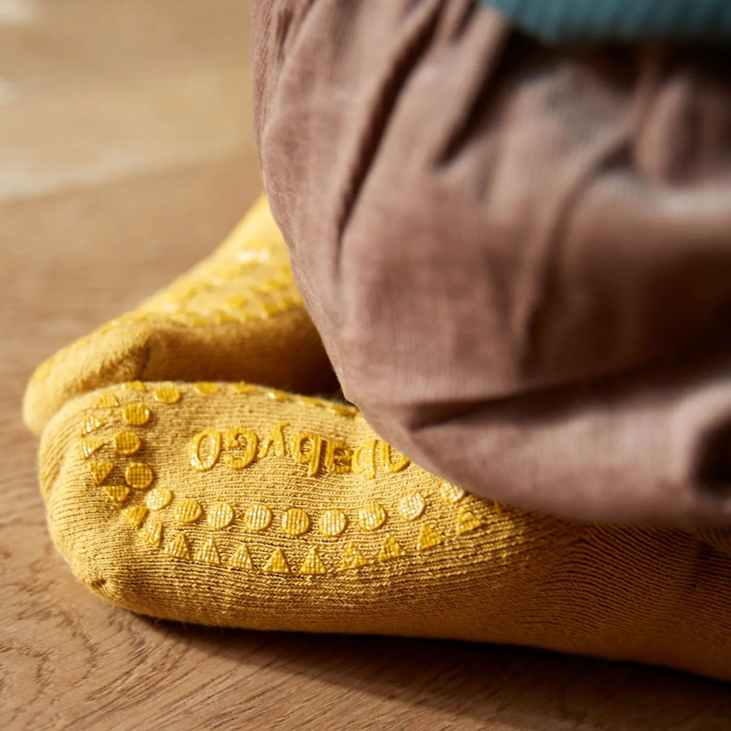 Gobabygo Mustard Non-slip Socks