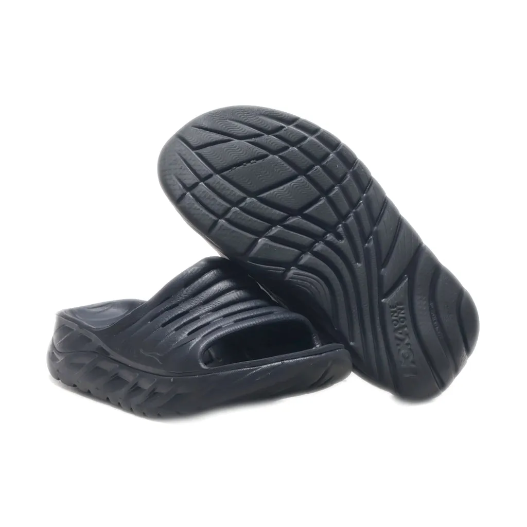 Hoka One One Flat Sandals Rubber Black Colour For Kids