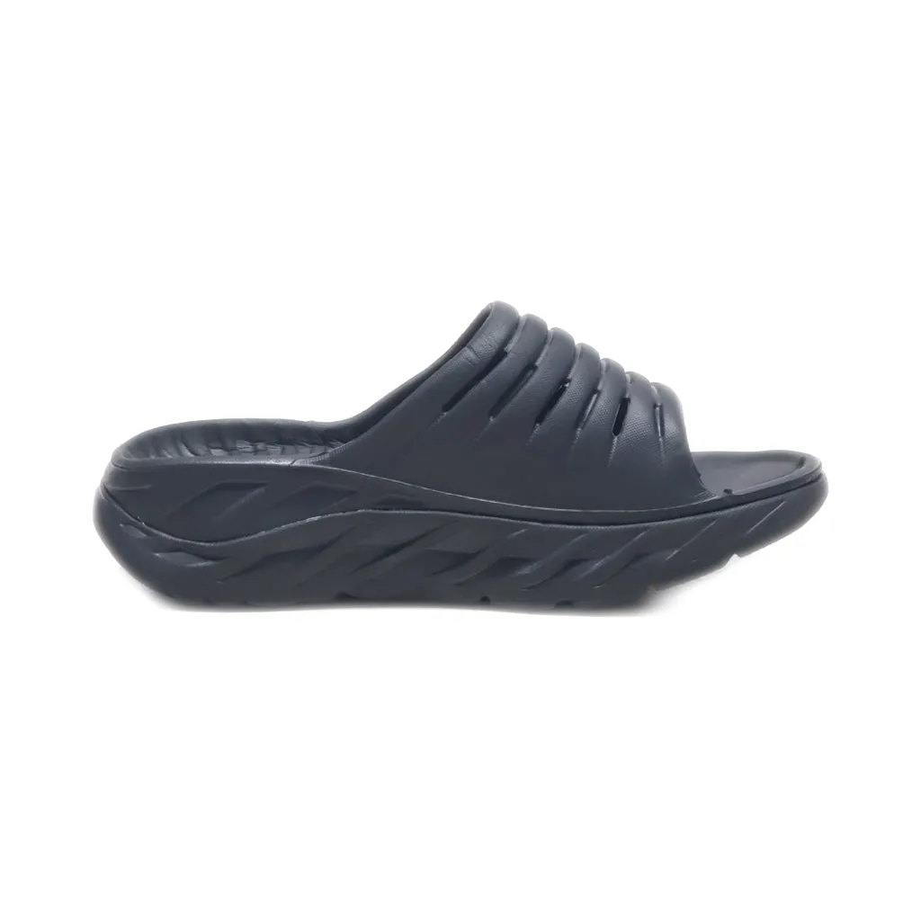 Hoka One One Flat Sandals Rubber Black Colour For Kids