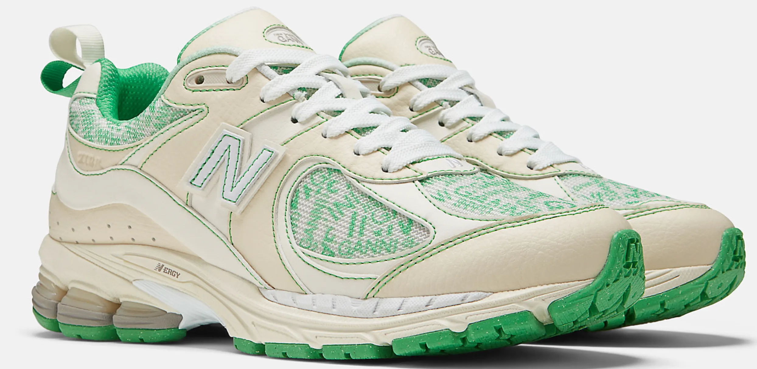 NEW BALANCE x GANNI 2002R TURTLEDOVE ISLAND GREEN