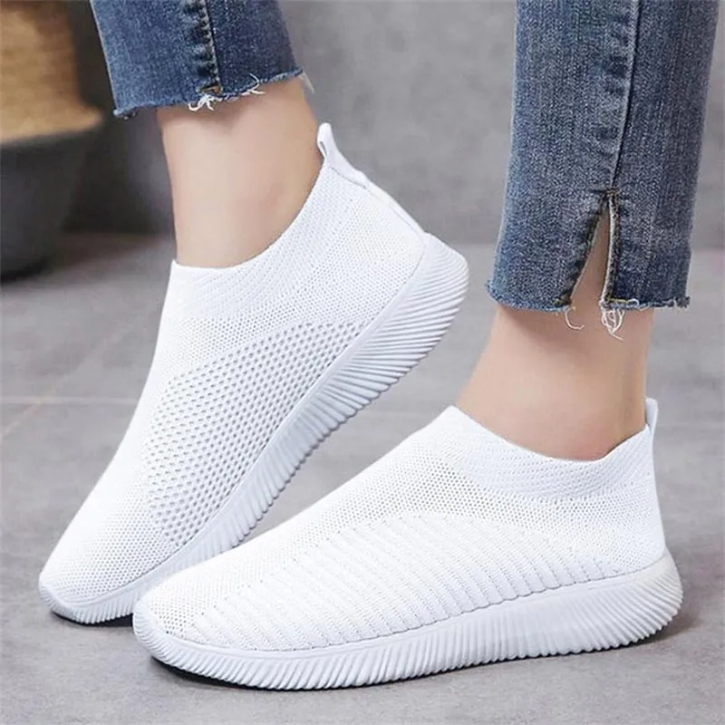 Super soft knitted sneakers